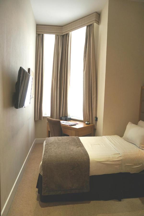 Lord Jim Hotel London Kensington Екстериор снимка