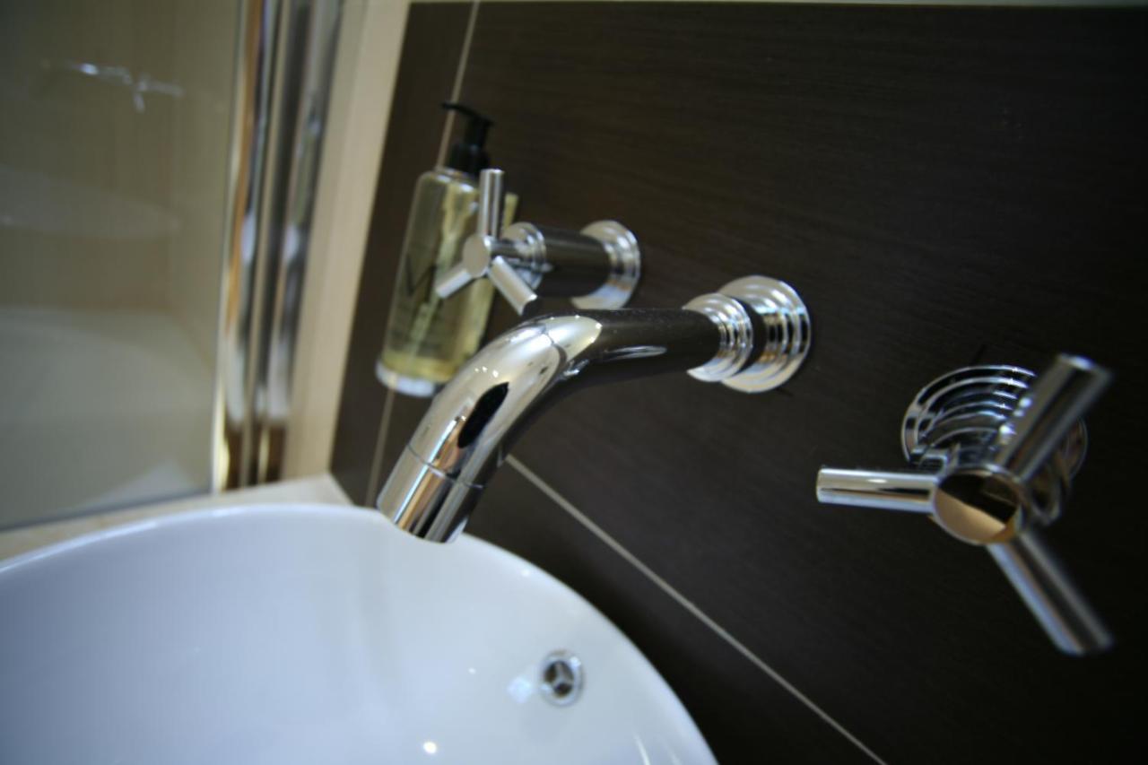 Lord Jim Hotel London Kensington Екстериор снимка