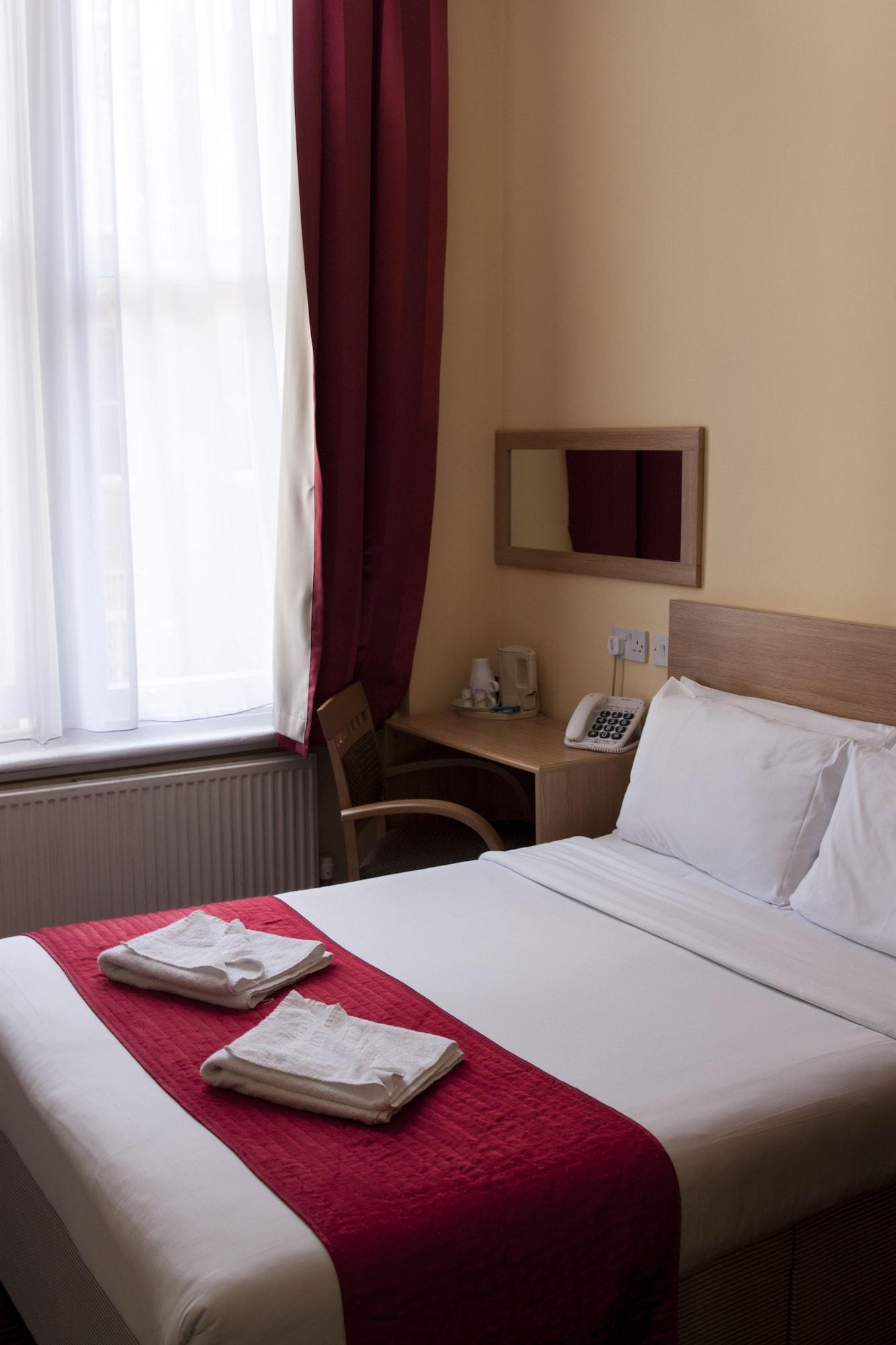 Lord Jim Hotel London Kensington Екстериор снимка