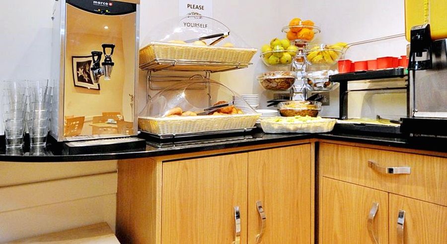 Lord Jim Hotel London Kensington Екстериор снимка